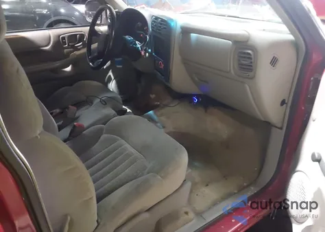 2001 Chevrolet S-10 Ls z USA, uszkodzony, nr VIN 1GCCS195918148873